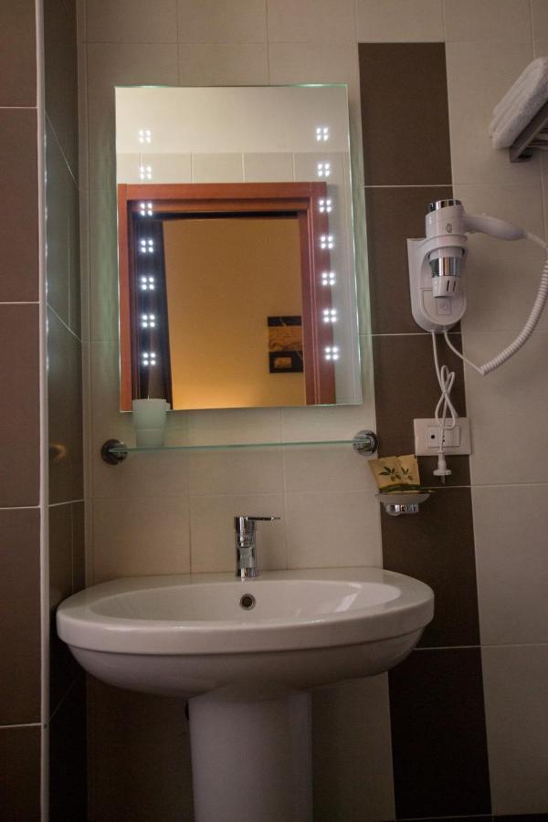 B&B Al Viale Foggia Exterior foto